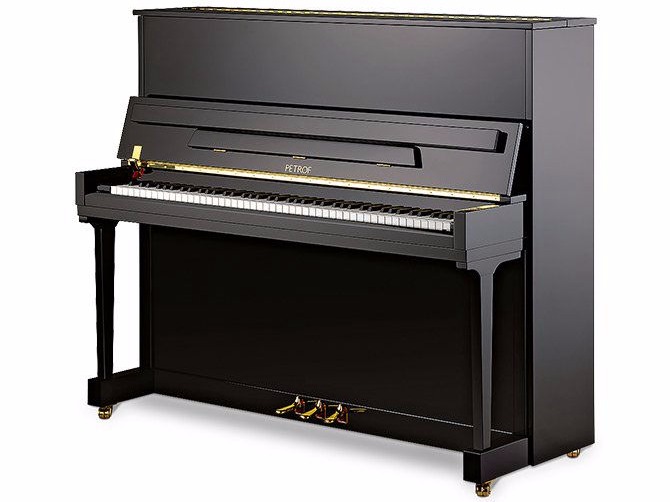 česká pianina Petrof